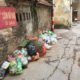Đổ rác, chất thải sang cửa nhà người khác xử lý thế nào