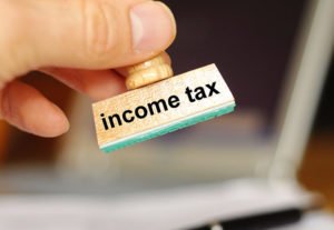 Tự dưng bị yêu cầu đóng thuế thu nhập cá nhân xử lý thế nào